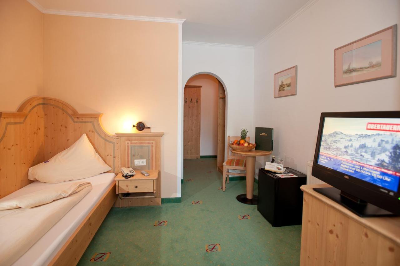 Alphatauern Health Resort - Adults Only 15 Plus Obertauern Rom bilde